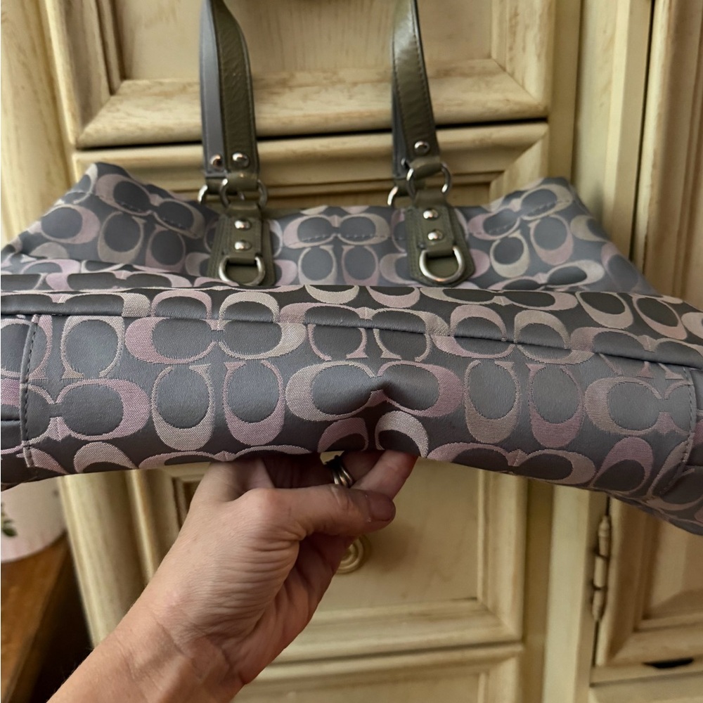 Coach Tote in Gray and Purple - Picture 7 of 9